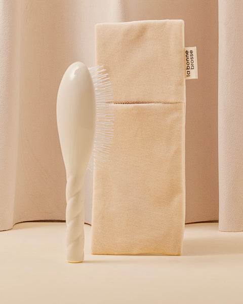 ‘Large Hair Brush’ Pouch Creamy White - Image 1
