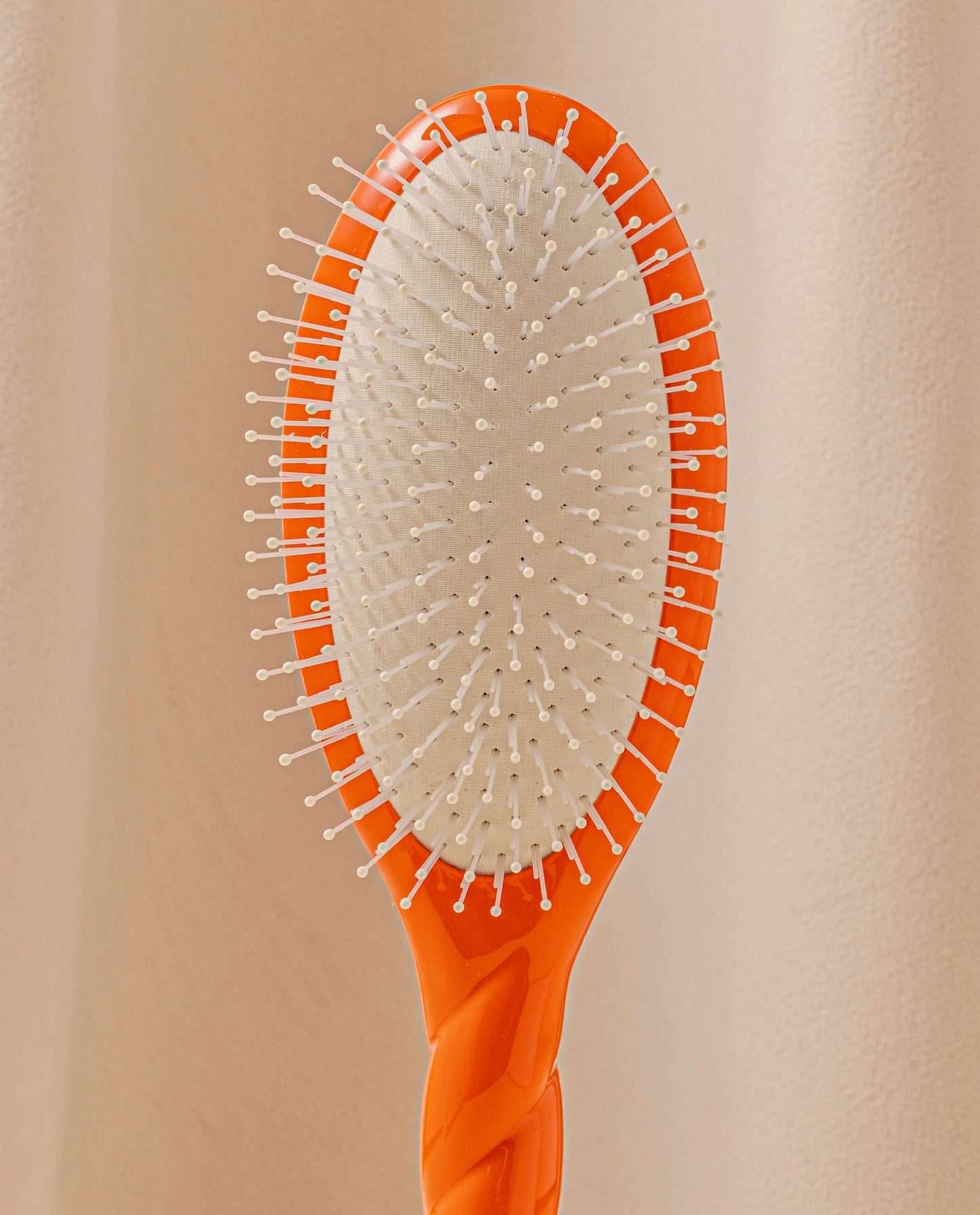 Limited Edition N.04 The Seventies Orange Miracle Detangling Massaging Brush