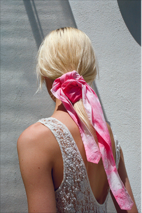 Roseanna x La Bonne Brosse the Pink Tie & Dye Headscarf - Image 3