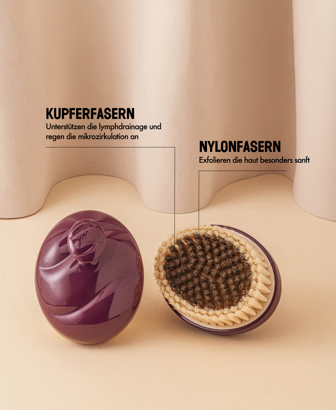 TALM x La Bonne Brosse Duo: N.01 Die Körperbürste für empfindliche Haut und ihre Tasche in Aubergine