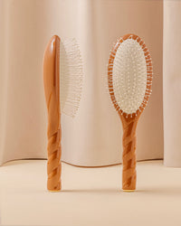 N.04 La Brosse Démêlante & Massante La Miracle Terracotta