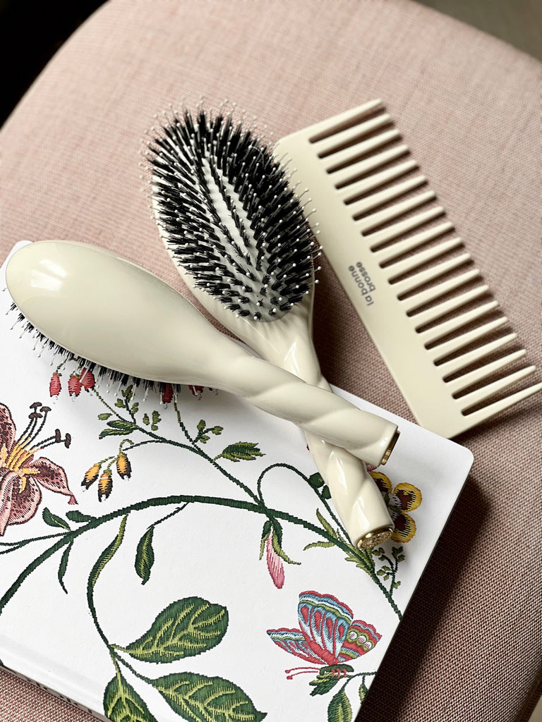 Ensemble de brosse à cheveux - Démêlant, brosse à coiffer, peigne à queue  et peigne à dents large pour femmes et hommes, idéal sur l'ensemble de  peigne à coiffer les cheveux mouillés