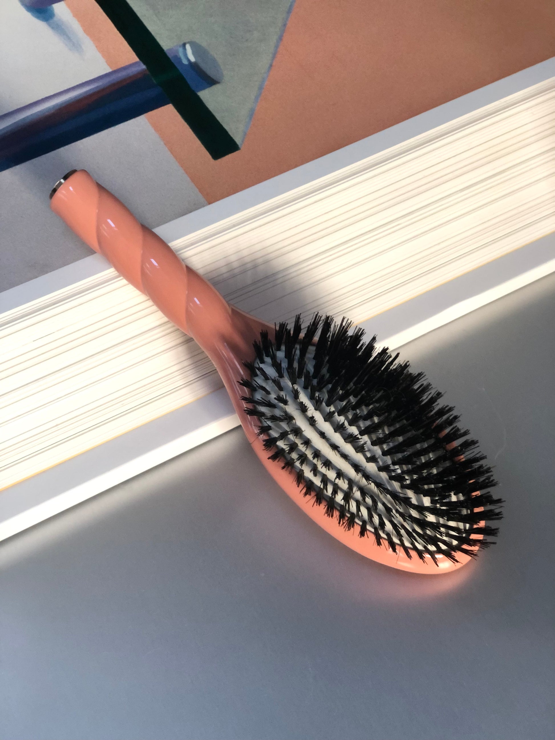 Brosse en poils de sanglier corail