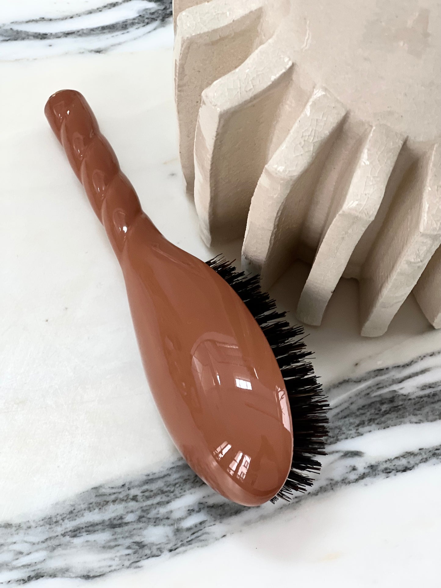 N.01 La Brosse Brillance & Soin l'Universelle Terracotta