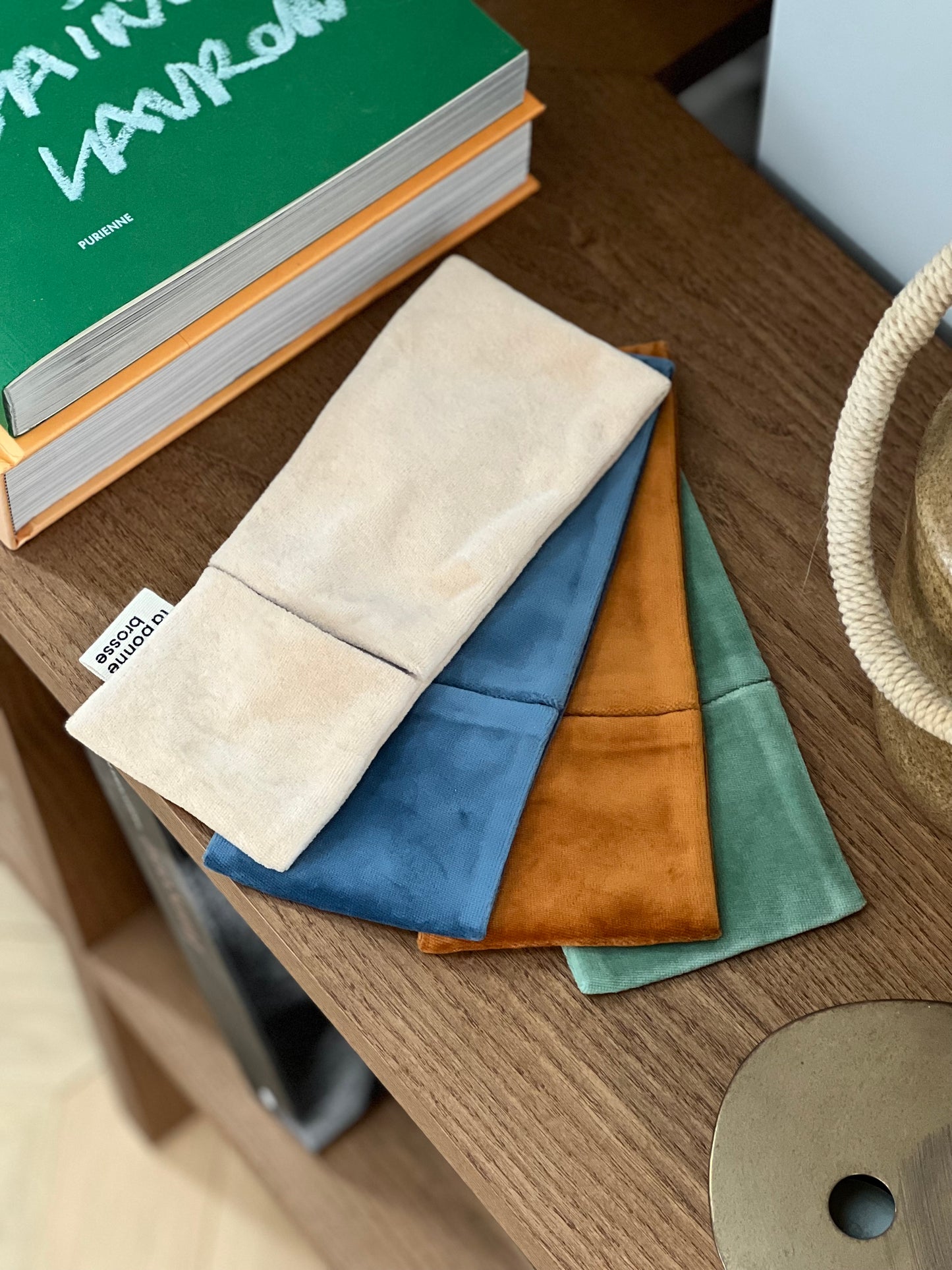 La Pochette "Petite Brosse" Vert Amande