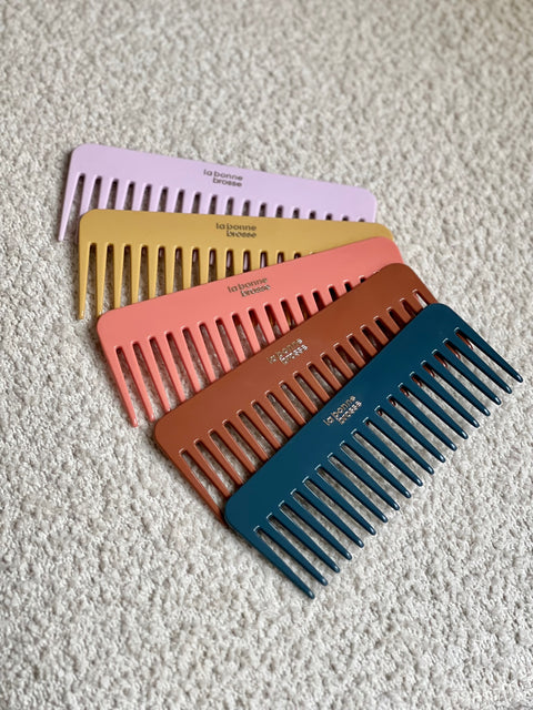 The Large Detangling Comb in Acetate Terracotta  - Image 3